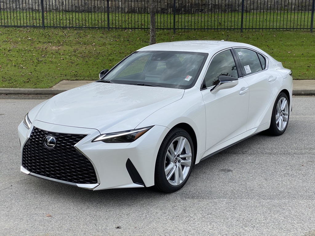 Lexus is 300 2021